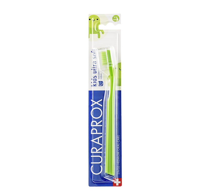 Набор зубных щеток Curaprox Kids 5500 Ultra Soft (2 шт.), (красная и зеленая)
