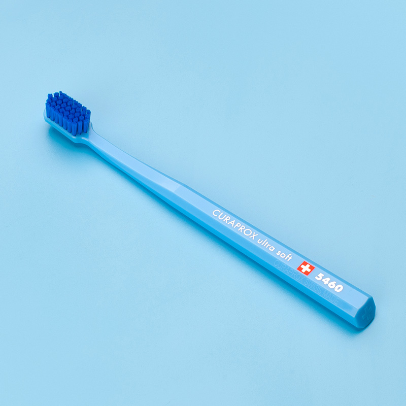Зубная щетка Curaprox CS 5460 Ultra Soft (голубая)